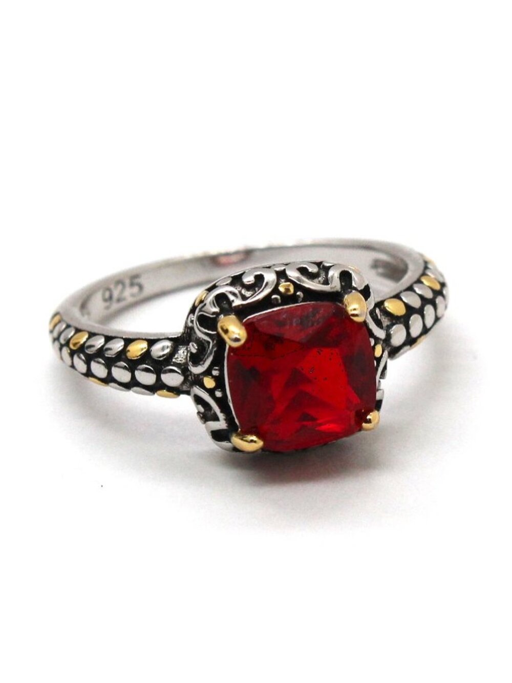 Two Tone 925 Sterling Silver Solitaire Princess Cut Garnet Ring  Size 6
